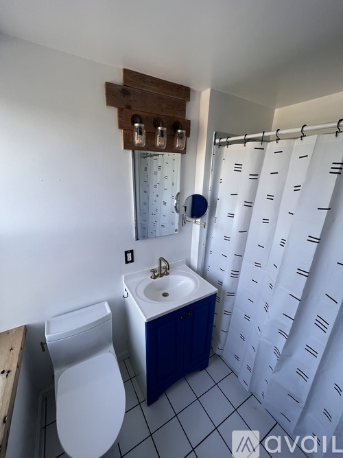 138 Woodside Green Studio Apartment for Rent - Photo gallery 5