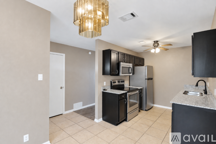 2705 Cross Timber Dr 4 Beds Single Family Home for Rent - Photo gallery 4