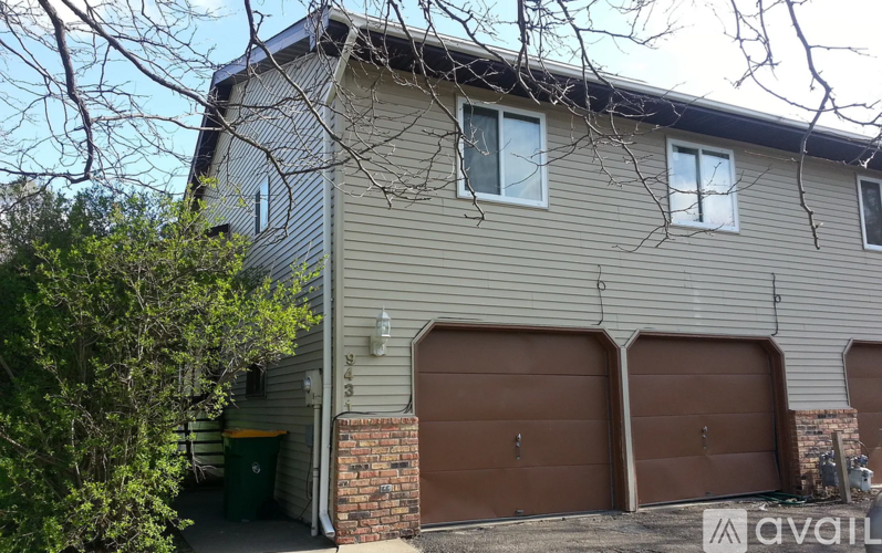 9431 Bass Creek Circle North 3 Beds Single Family Home for Rent - Photo gallery 1