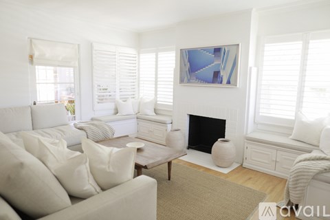 5759 Beck Ave 2 Beds Apartment for Rent