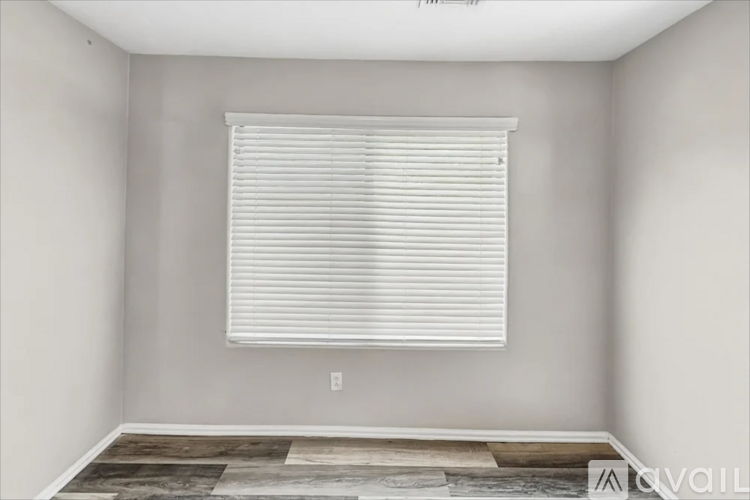 2172 S 160Th Ln 4 Beds Single Family Home for Rent - Photo gallery 5