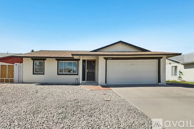 615 E Carmen St 3 Beds Single Family Home for Rent - Photo gallery 1