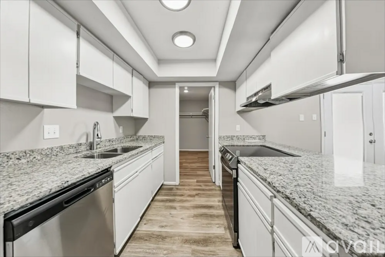 615 E Carmen St 3 Beds Single Family Home for Rent - Photo gallery 2