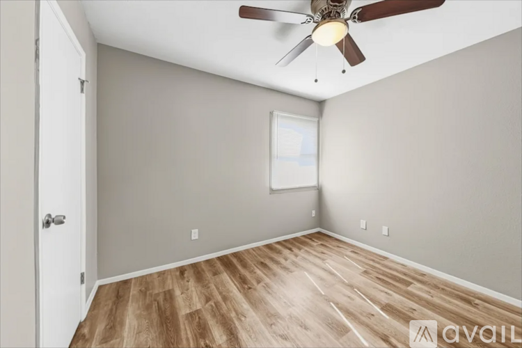 615 E Carmen St 3 Beds Single Family Home for Rent - Photo gallery 4
