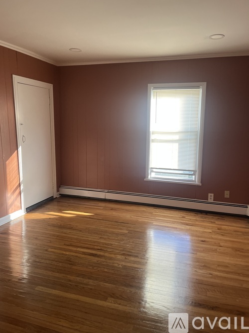 58 Lewis Avenue 3 Beds Apartment for Rent - Photo gallery 1