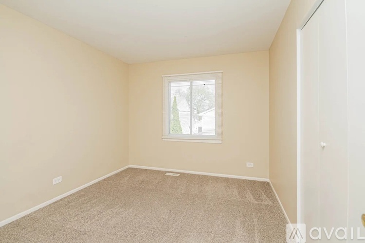 9225 162nd St 3 Beds Single Family Home for Rent - Photo gallery 4