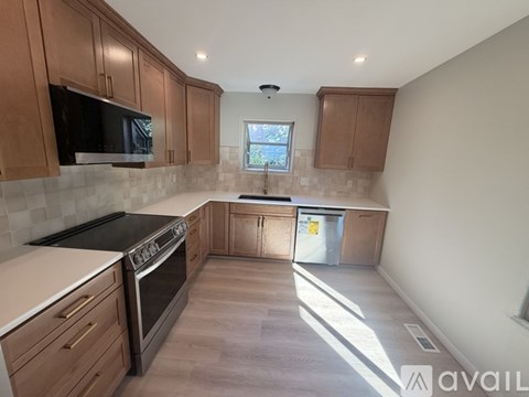 21 Forest View 4 Beds Apartment for Rent