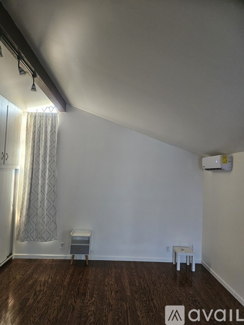 317 North 7th Street 1 Apartment for Rent - Photo gallery 1