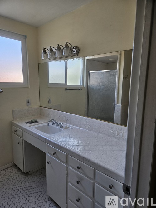 317 North 7th Street 1 Apartment for Rent - Photo gallery 3