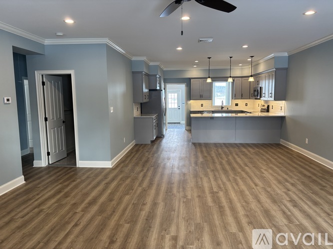 4901 West Swamp Road 3 Beds Single Family Home for Rent - Photo gallery 2