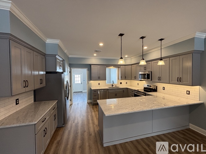 4901 West Swamp Road 3 Beds Single Family Home for Rent - Photo gallery 3