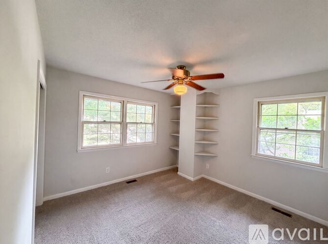 918 Hillview Dr 3 Beds Single Family Home for Rent - Photo gallery 5