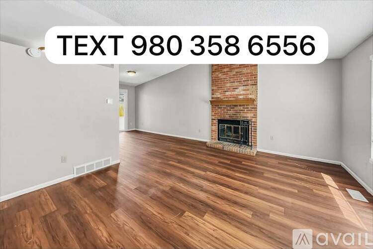 4178 S Bahama St 3 Beds Single Family Home for Rent - Photo gallery 2