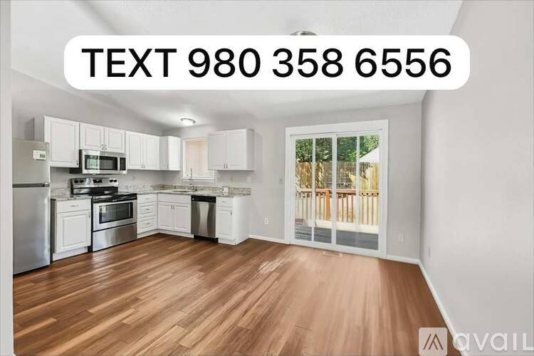 4178 S Bahama St 3 Beds Single Family Home for Rent - Photo gallery 4