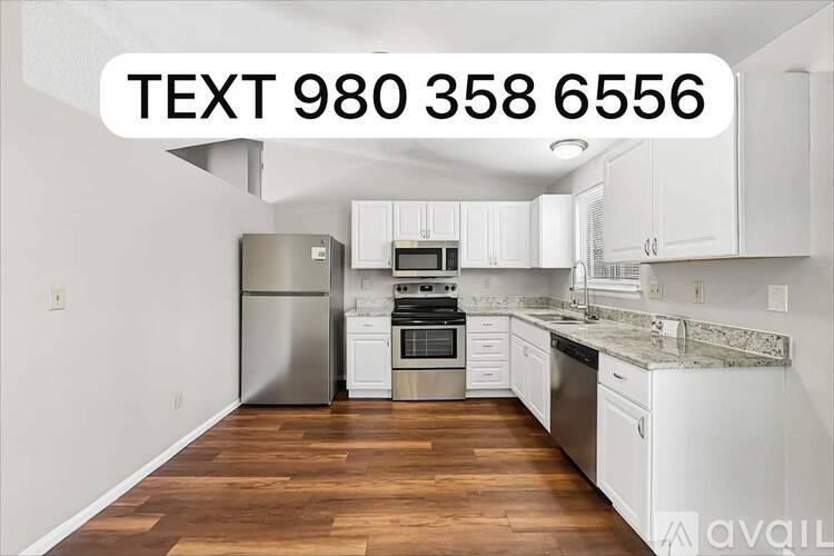 4178 S Bahama St 3 Beds Single Family Home for Rent - Photo gallery 5