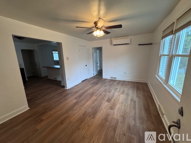4237 White Street 2 Beds Apartment for Rent - Photo gallery 2