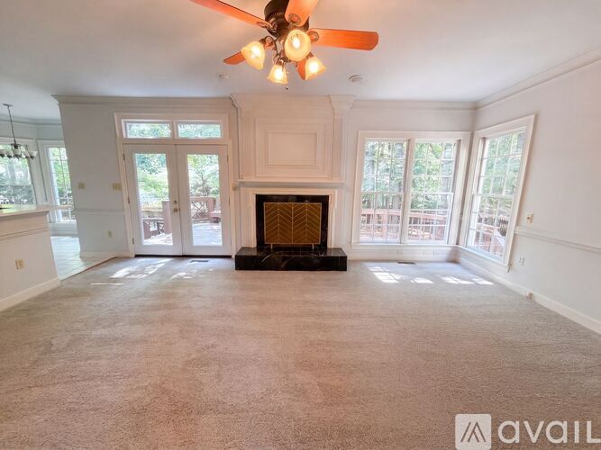 5807 Fox Briar Way 4 Beds Single Family Home for Rent - Photo gallery 2