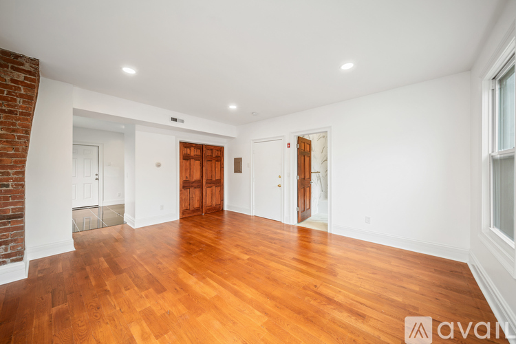 347 Alden Ave Studio Apartment for Rent - Photo gallery 4
