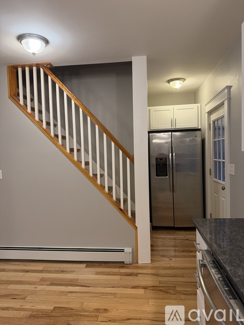 150 Kinsley Street 3 Beds Apartment for Rent - Photo gallery 4
