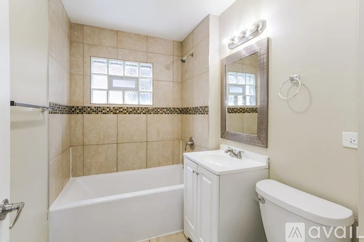 2416 N 75th Ct 3 Beds Single Family Home for Rent - Photo gallery 2