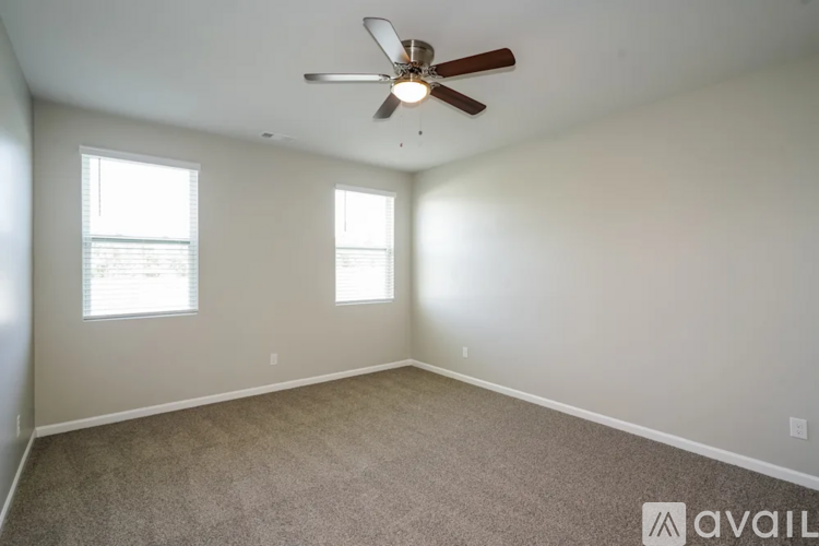 7316 Scotlyn Way 4 Beds Single Family Home for Rent - Photo gallery 3