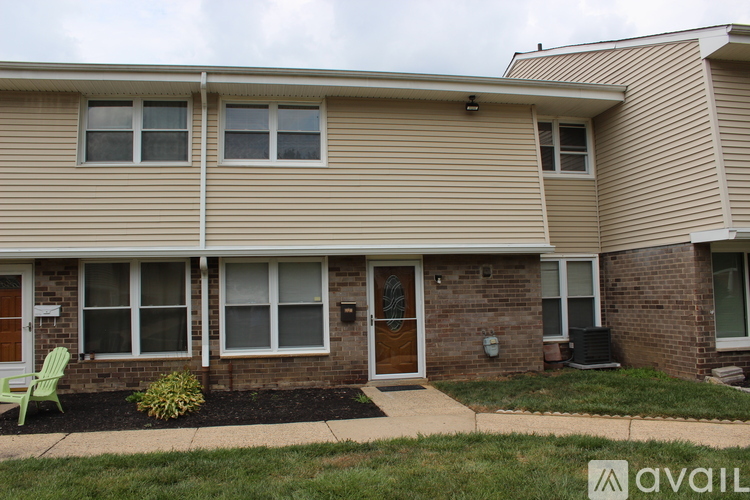3850 Woodhaven Road 2 Beds Townhouse for Rent - Photo gallery 1