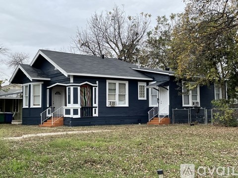 1417 West Elsmere Place 1 Apartment for Rent