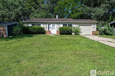 622 Warren Avenue 3 Beds Apartment for Rent