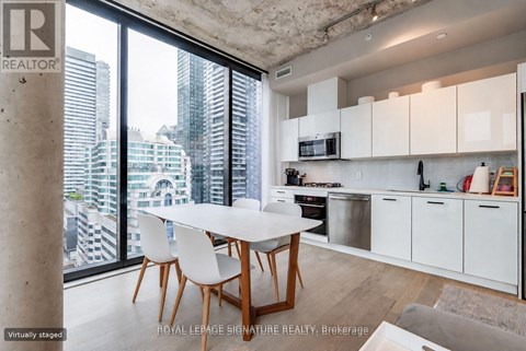 1606 - 11 CHARLOTTE STREET 2 Beds Apartment for Rent