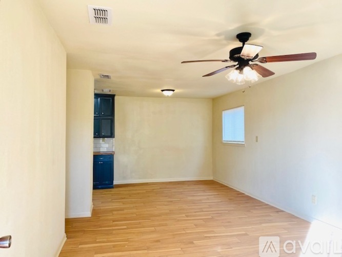 509 Plantation St 3 Beds Single Family Home for Rent - Photo gallery 3