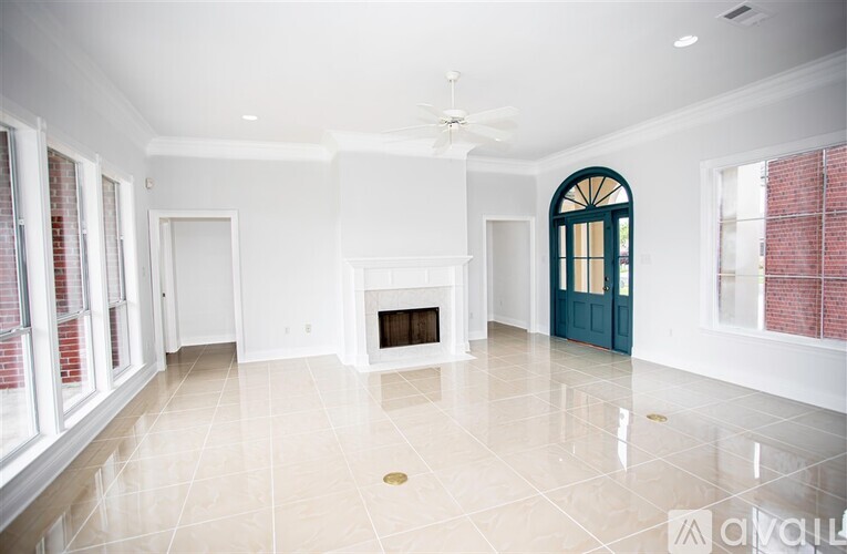 10562 Oakley Trace Dr 3 Beds Single Family Home for Rent - Photo gallery 4