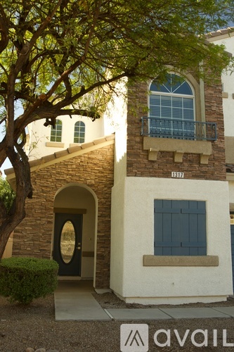 1317 Robbers Roost Avenue 3 Beds Single Family Home for Rent - Photo gallery 2