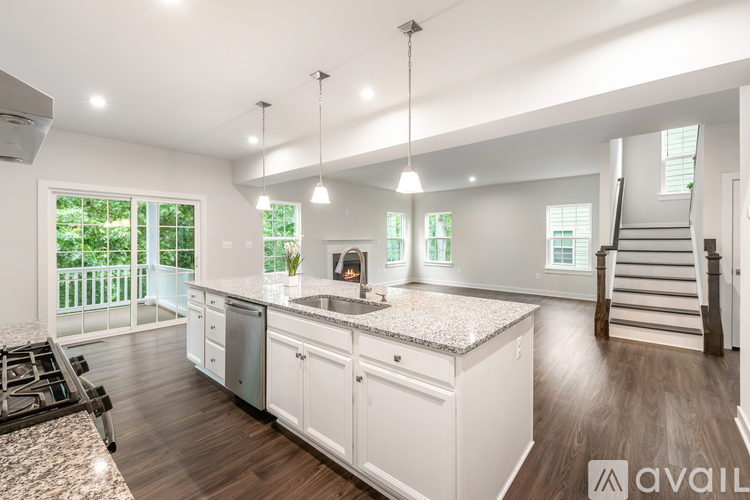 3402 Steamer Dr 4 Beds Single Family Home for Rent - Photo gallery 5