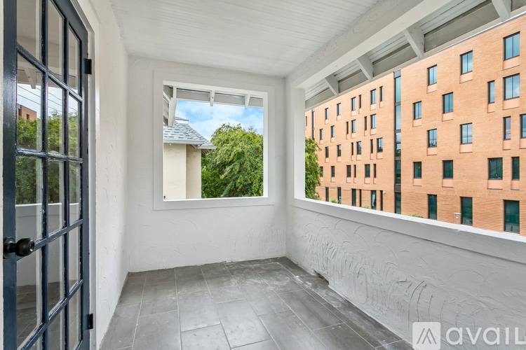 2027 Calhoun St 3 Beds Single Family Home for Rent - Photo gallery 3
