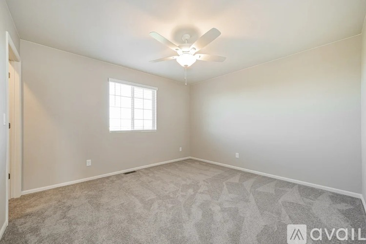 2511 North Raleigh Street 3 Beds Single Family Home for Rent - Photo gallery 2