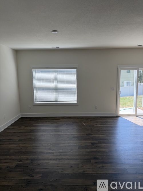 247 Jace Wy 3 Beds Townhouse for Rent - Photo gallery 4