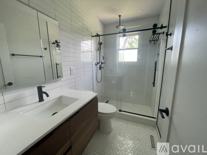 706 Canebrake Drive 2 Beds Single Family Home for Rent - Photo gallery 3