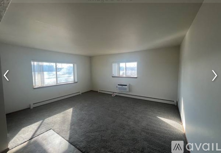 11104 W Greenfield Ave 1 Apartment for Rent - Photo gallery 5