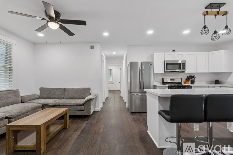 2025 Calhoun St 3 Beds Single Family Home for Rent - Photo gallery 2