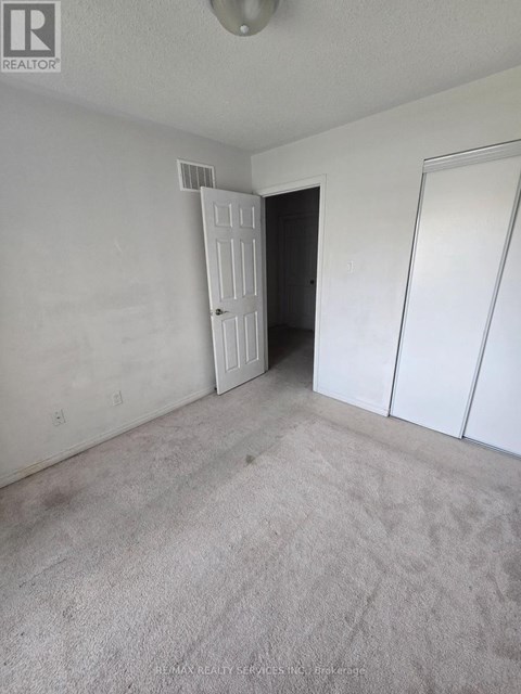 12 - 12 UTOPIA WAY N 4 Beds Apartment for Rent