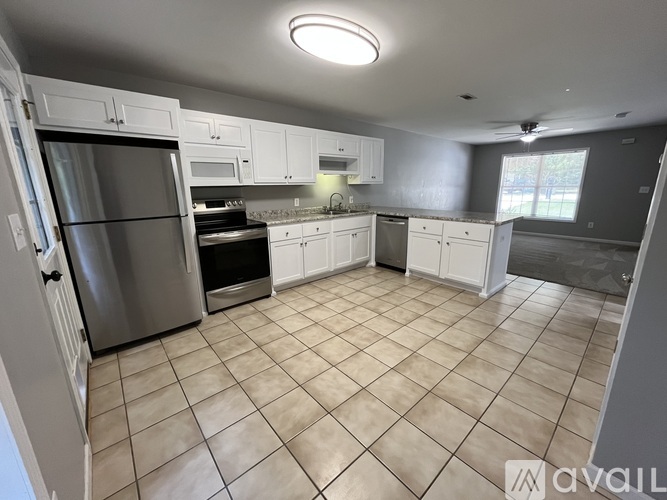201 Springfield Circle 3 Beds Townhouse for Rent - Photo gallery 3