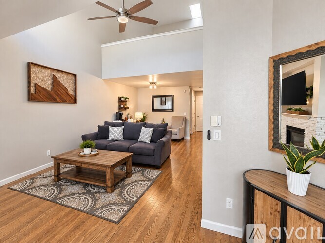 1110 East 130th Avenue 4 Beds Townhouse for Rent - Photo gallery 3