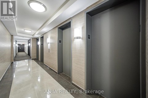 2010 - 33 SHEPPARD AVENUE E 2 Beds Apartment for Rent