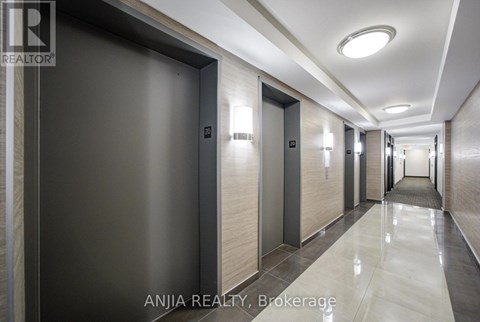 2010 - 33 SHEPPARD AVENUE E 2 Beds Apartment for Rent