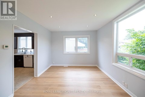 271 CONLINS ROAD 3 Beds Apartment for Rent