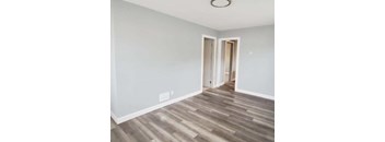3/1 736 sqft