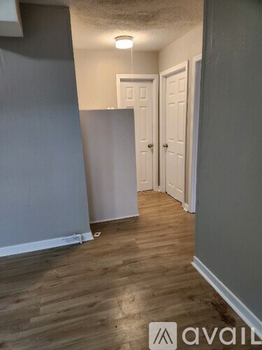 165 Latimer Rd 2 Beds Apartment for Rent