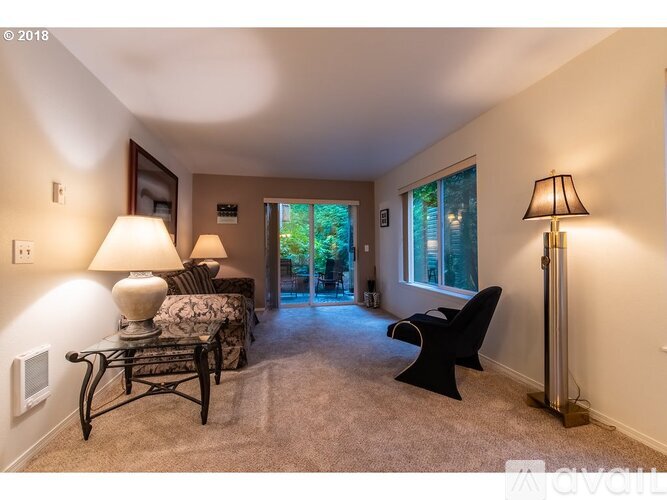 5156 Southwest Multnomah Boulevard 2 Beds Single Family Home for Rent - Photo gallery 3