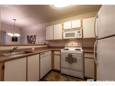 5156 Southwest Multnomah Boulevard 2 Beds Apartment for Rent