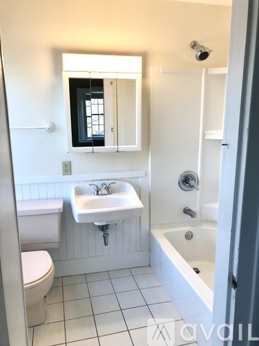 33 Kingston Rd 1 Apartment for Rent